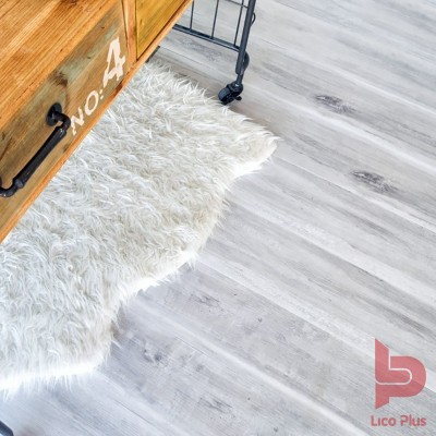 Купить LVT плитка (клеевая) Alpine Floor Easy Line Дуб Полярный ЕСО 3-19 (2,245 м2). Фотографии, цена, характеристики